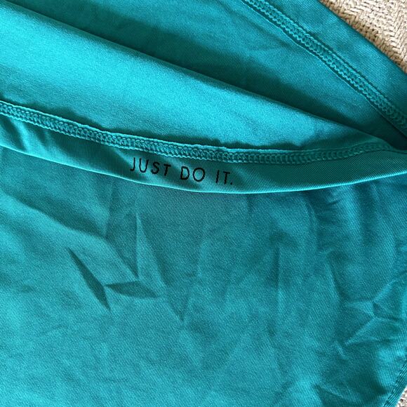 Nike Dri Fit Women´s Court Heritage Tennis Green Racerback Tank Top Size S - Picture 6 of 9